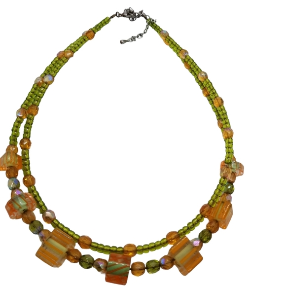 VINTAGE LAYERED VIBRANT GREEN & ORANGE GLASS BEAD NECKLACE - Picture 3 of 4